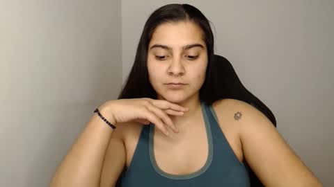 Snapshot of amanda5star chatting on January 31, 2025, 9:26 pm The queen of the biceps online show from January 31, 2025, 9:26 pm