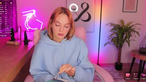 Snapshot of amanda__fox chatting on February 3, 2025, 4:52 pm Amanda fox online show from February 3, 2025, 4:52 pm