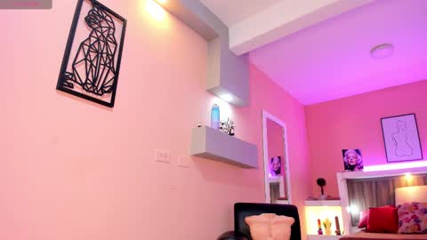 Snapshot of amanda_baker2 chatting on March 7, 2025, 4:33 pm A M A N D A online show from March 7, 2025, 4:33 pm
