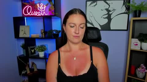 Amanda online show from June 2, 2026, 1:46 pm