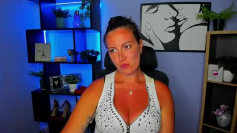 Amanda online show from July 28, 2026, 4:05 pm