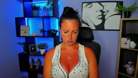 Amanda online show from July 28, 2026, 4:39 pm