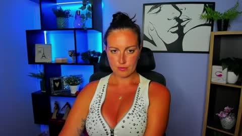 Amanda online show from July 28, 2026, 6:20 pm