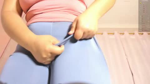 Amanda Marcuzzi  online show from October 20, 2025, 11:43 am