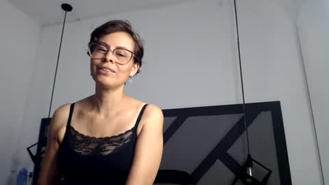 Snapshot of amanda_ramirez chatting on June 29, 2026, 5:13 pm amanda_ramirez online show from June 29, 2026, 5:13 pm