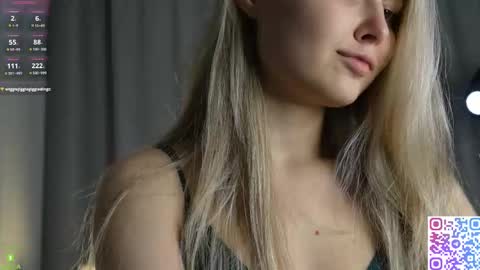 Snapshot of amanda_sayhey chatting on November 4, 2025, 5:56 pm online show from November 4, 2025, 5:56 pm