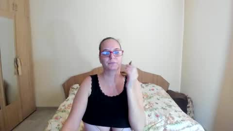 Snapshot of amanda_squirt chatting on February 18, 2025, 12:06 pm amanda_squirt online show from February 18, 2025, 12:06 pm