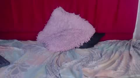 Snapshot of amandacanelamar chatting on June 12, 2026, 4:00 am Amanda 3 online show from June 12, 2026, 4:00 am