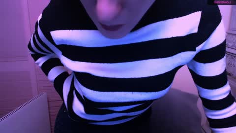 Snapshot of amandasentin chatting on January 1, 2025, 12:44 pm Amanda online show from January 1, 2025, 12:44 pm