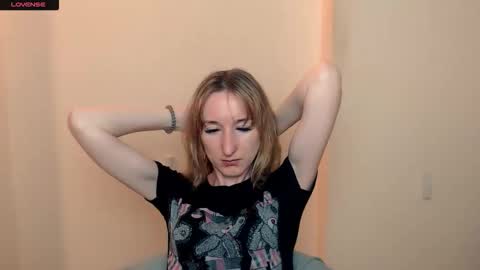 Snapshot of amandasentin chatting on September 11, 2025, 7:30 am Amanda online show from September 11, 2025, 7:30 am