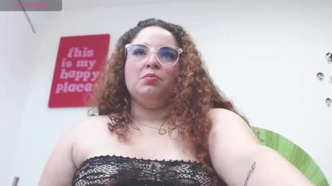 Amanda W online show from April 19, 2026, 7:16 pm