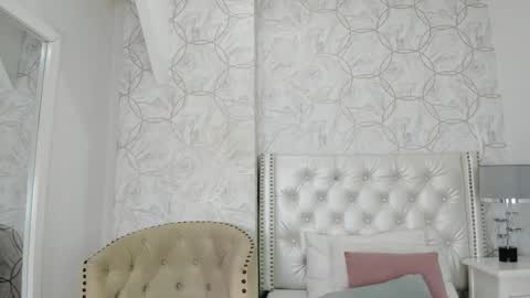 Snapshot of amara_rousse chatting on September 20, 2025, 11:33 am amara_rousse online show from September 20, 2025, 11:33 am