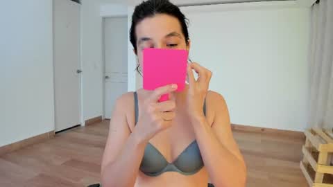 Snapshot of amaranthaajames chatting on June 28, 2026, 11:22 pm Amarantha online show from June 28, 2026, 11:22 pm
