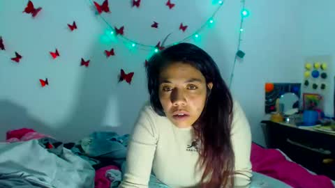Amara Julia online show from January 9, 2025, 2:22 am