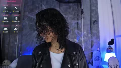 Snapshot of amarettho chatting on November 1, 2025, 11:56 am Emily online show from November 1, 2025, 11:56 am