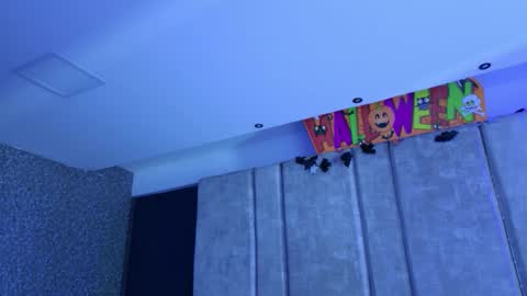 Snapshot of amarettho chatting on November 3, 2025, 11:11 am Emily online show from November 3, 2025, 11:11 am