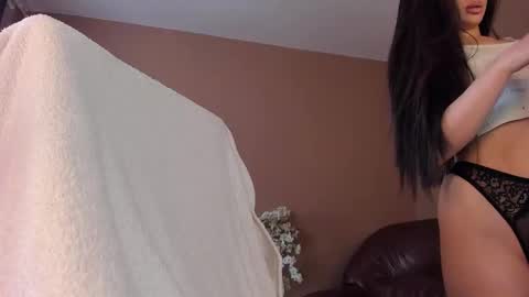 Snapshot of amateur_fitbabex chatting on February 16, 2026, 7:37 am amateur_fitbabex online show from February 16, 2026, 7:37 am