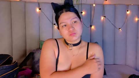 Snapshot of amatistasky__ chatting on May 19, 2026, 11:38 am AMATISTA online show from May 19, 2026, 11:38 am