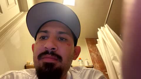 Snapshot of amature59 chatting on January 26, 2025, 2:24 am Jamesy online show from January 26, 2025, 2:24 am