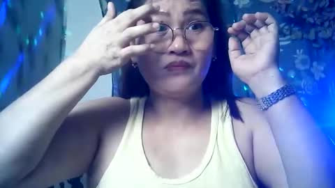 amazing angel online show from April 13, 2026, 9:42 pm