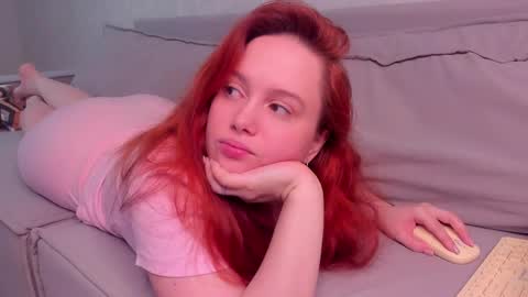 Snapshot of amazing_mood chatting on April 1, 2026, 7:09 am Lilith online show from April 1, 2026, 7:09 am