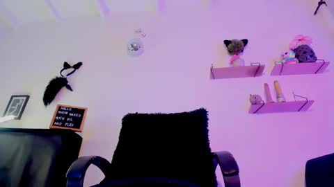 Snapshot of ambar_fitness88 chatting on March 8, 2025, 1:03 pm Ambar fitness88 online show from March 8, 2025, 1:03 pm