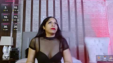 Snapshot of ambar_jonesx chatting on September 16, 2025, 11:55 am Ambar Jones online show from September 16, 2025, 11:55 am