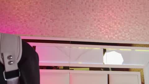 Snapshot of ambar_rosse25 chatting on November 20, 2025, 11:32 am Julieta online show from November 20, 2025, 11:32 am