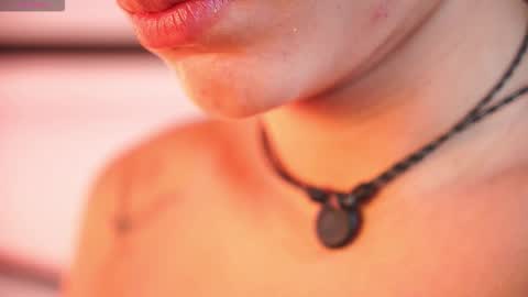 Snapshot of ambar_rosse25 chatting on February 4, 2026, 11:38 am Julieta online show from February 4, 2026, 11:38 am