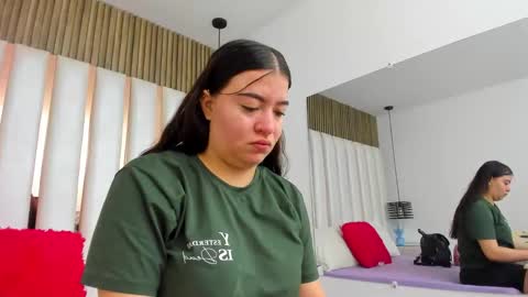 AmbarGills online show from January 12, 2026, 12:54 pm