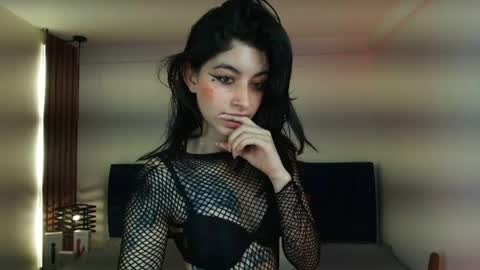 AMBAR LEE online show from June 6, 2026, 12:10 pm