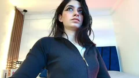 AMBAR LEE online show from July 11, 2026, 12:19 pm