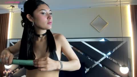 Ambar Ross online show from March 11, 2026, 2:34 pm