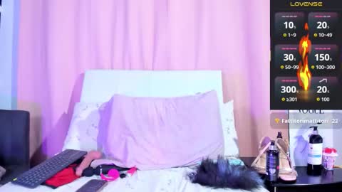 Snapshot of ambarr_stone chatting on November 17, 2025, 11:16 am Ambar online show from November 17, 2025, 11:16 am