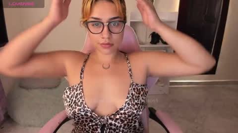 Snapshot of ambarthompson1 chatting on February 10, 2025, 4:30 am ambarthompson1 online show from February 10, 2025, 4:30 am