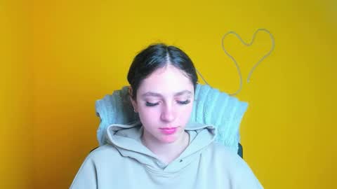 Snapshot of amber__r chatting on April 10, 2026, 11:15 am Amber online show from April 10, 2026, 11:15 am