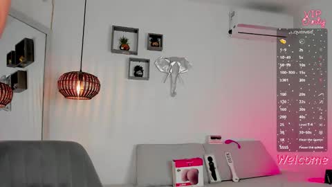 Snapshot of amber_adams_ chatting on January 19, 2026, 2:43 pm Amber online show from January 19, 2026, 2:43 pm