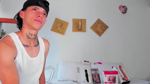 Snapshot of amber_adams_ chatting on February 12, 2026, 4:35 pm Amber online show from February 12, 2026, 4:35 pm