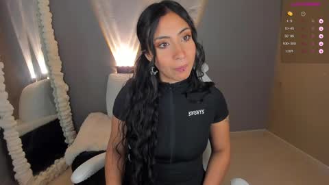 Snapshot of amber_curly chatting on December 3, 2024, 8:06 pm amber_curly online show from December 3, 2024, 8:06 pm