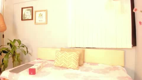 Snapshot of amber_novoa chatting on February 25, 2026, 12:26 pm Amber Novoa online show from February 25, 2026, 12:26 pm