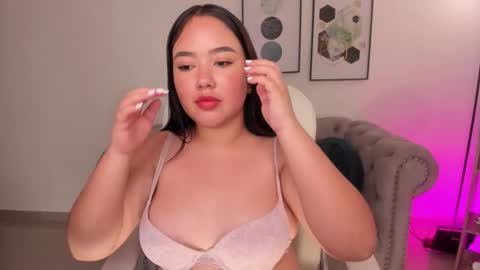 amber online show from November 14, 2025, 12:04 pm