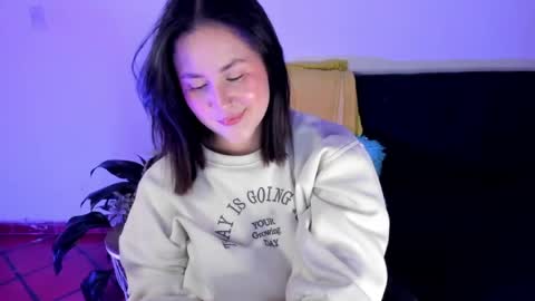Vivi  online show from May 26, 2026, 3:57 am