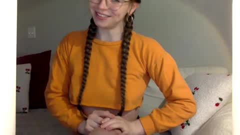 Snapshot of amberbunny1 chatting on December 17, 2024, 1:49 pm Amber 3 online show from December 17, 2024, 1:49 pm