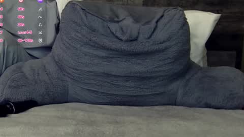 Amber Dawnn online show from January 1, 2025, 7:20 am