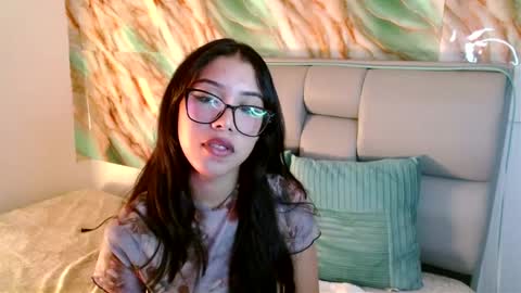 Amber Jeong online show from March 1, 2025, 2:37 am