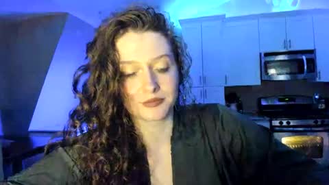 amberkinsley online show from April 4, 2026, 6:44 am