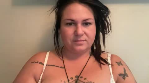 Snapshot of ambermoss7 chatting on November 1, 2025, 9:39 pm ambermoss7 online show from November 1, 2025, 9:39 pm