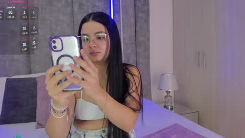 Snapshot of amberrferreira chatting on December 11, 2024, 11:41 am Amber Ferreira online show from December 11, 2024, 11:41 am