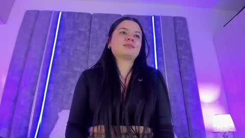 Snapshot of amberrferreira chatting on January 13, 2025, 6:27 pm Amber Ferreira online show from January 13, 2025, 6:27 pm