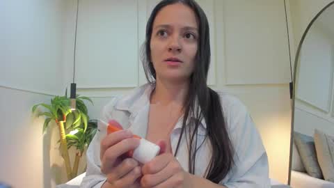 Amber moore online show from February 13, 2026, 12:12 pm